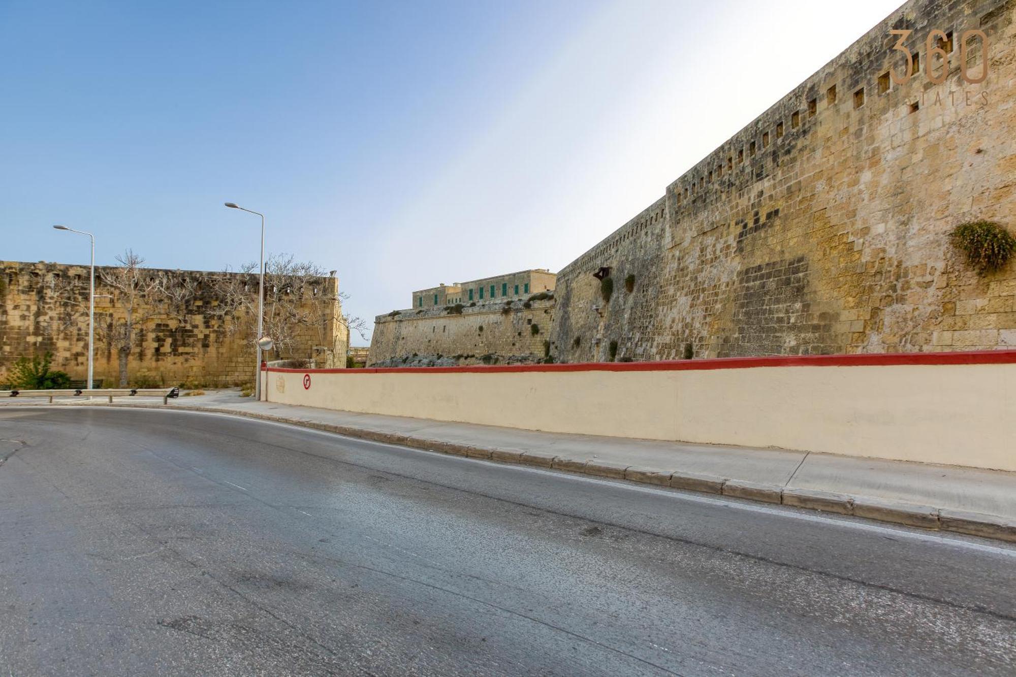 Comfortable 1Br Home With Maltese Balcony In Valletta By 360 Estates Εξωτερικό φωτογραφία